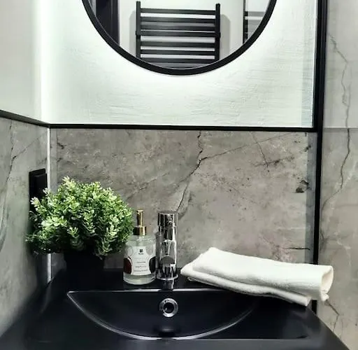 No. 8 / Nr 8 By Cooee