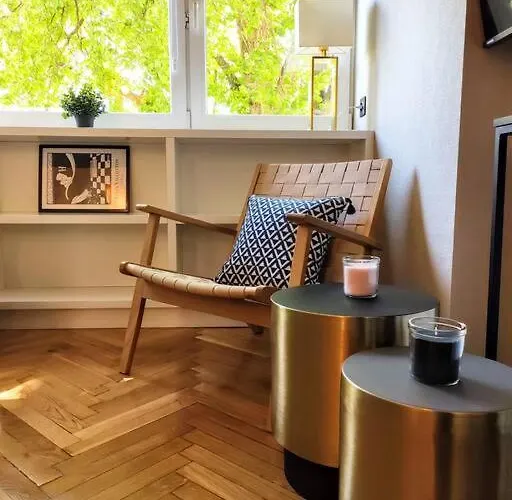 Apartament No. 8 / Nr 8 By Cooee *