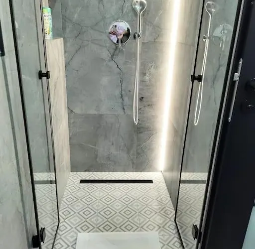 No. 8 / Nr 8 By Cooee Warszawa