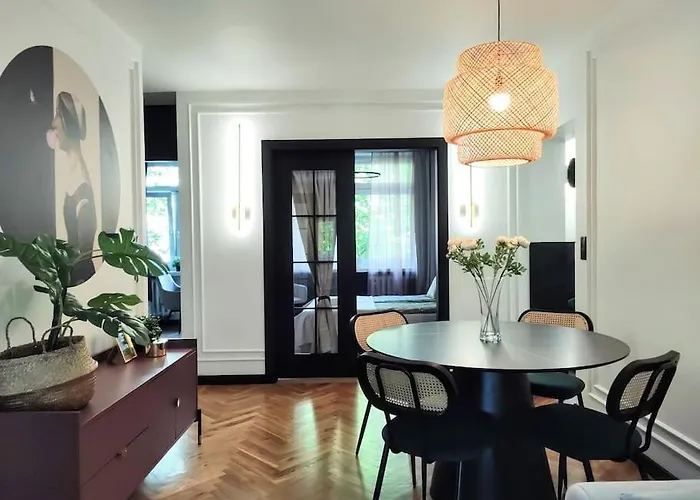 No. 8 / Nr 8 By Cooee Apartament *