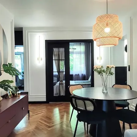 No. 8 / Nr 8 By Cooee Apartment *